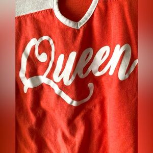 “Bobbie Brooks®” ‘Queen’ T-Shirt